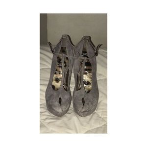 Sam Edelman suede grey heels.
